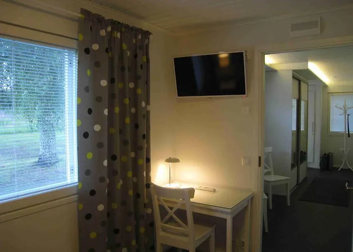 Rusinlahti, Private فيلة