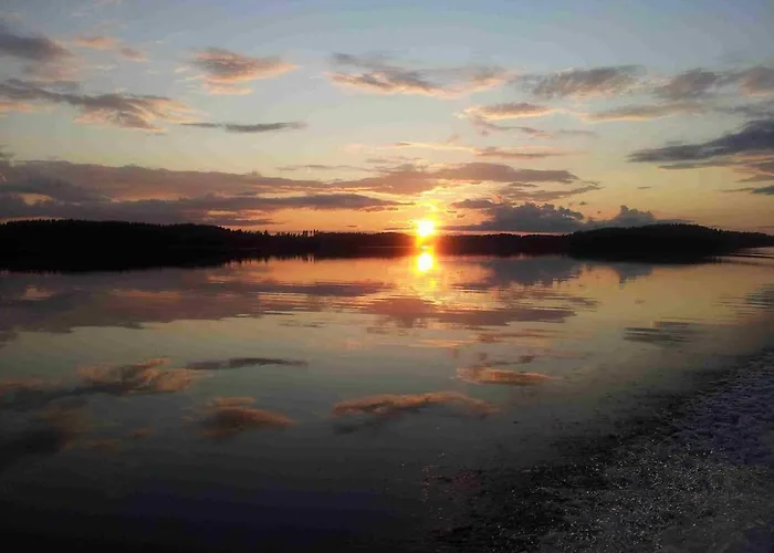 Rusinlahti, Private *