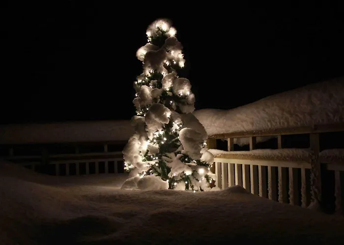 Rusinlahti, Private *