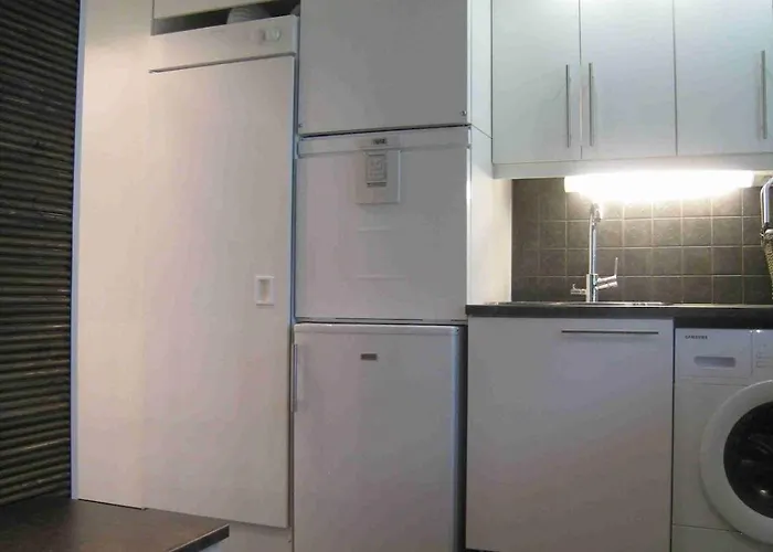 Rusinlahti, Private * بايكساماكي